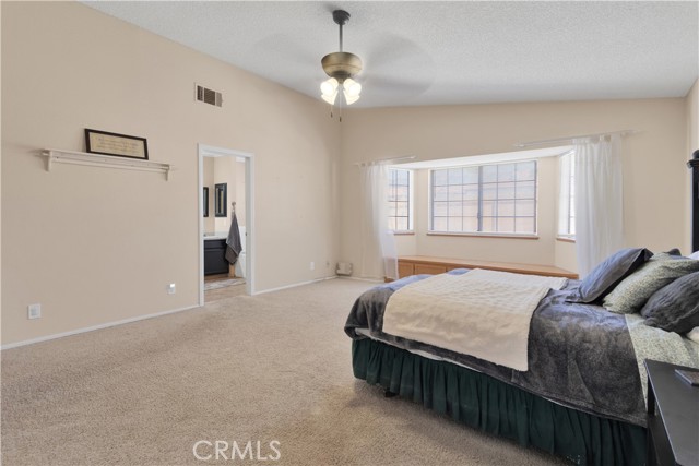 Detail Gallery Image 22 of 51 For 18830 Munsee Rd, Apple Valley,  CA 92307 - 4 Beds | 2/1 Baths