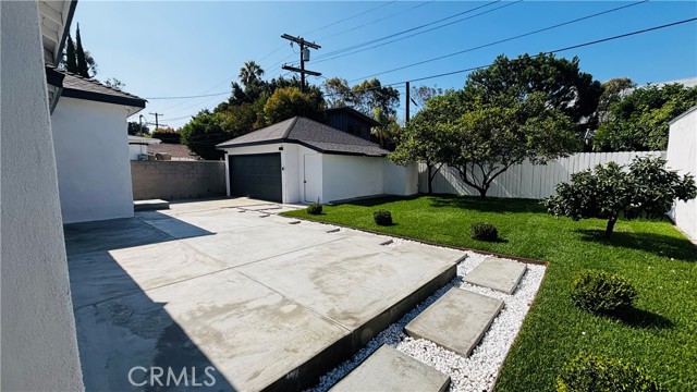 Detail Gallery Image 20 of 28 For 8954 Kramerwood Pl, Los Angeles,  CA 90034 - 3 Beds | 2 Baths