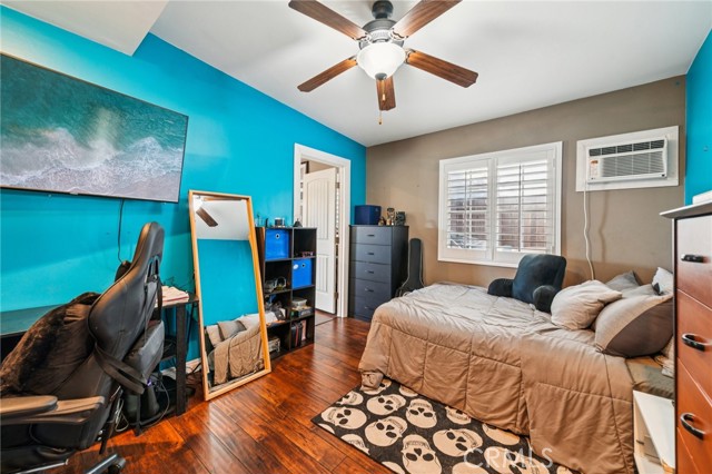 9642 Aero Drive, Pico Rivera CA: https://media.crmls.org/medias/078a8020-ee3a-447c-8309-48cd0644a085.jpg