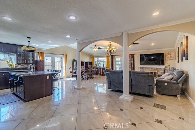 Detail Gallery Image 5 of 23 For 2858 Cole Ave, Highland,  CA 92346 - 4 Beds | 2 Baths