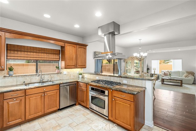 2221 Dufour Avenue, Redondo Beach CA: https://media.crmls.org/medias/078c5614-57de-4bcc-8a63-e6e085317b5a.jpg