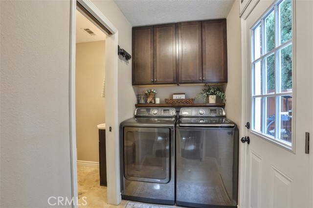 Detail Gallery Image 17 of 75 For 40493 Calle Katerine, Temecula,  CA 92591 - 4 Beds | 4/1 Baths