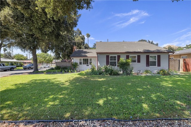 3368 Mono Dr, Riverside, CA 92506