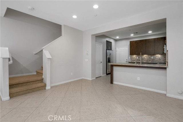 629 Forest Park Boulevard, Oxnard CA: https://media.crmls.org/medias/078d8d6b-0879-4923-aa2c-01005f959038.jpg