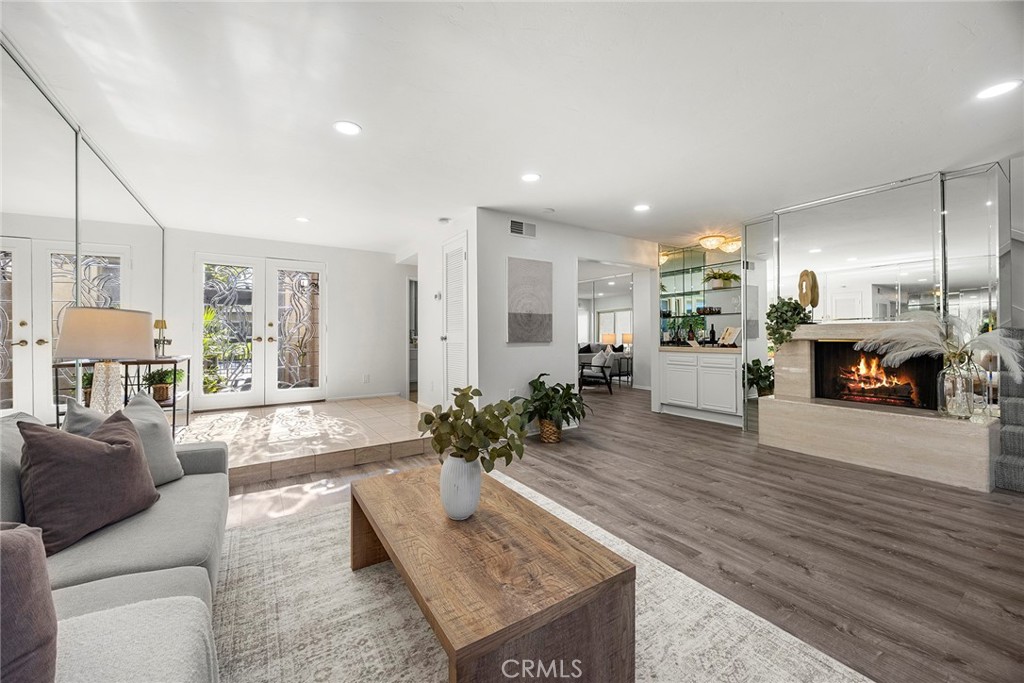 6515 E Circulo Dali