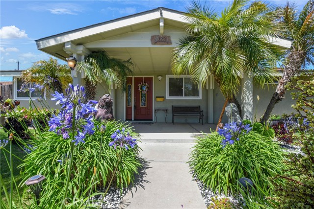 Detail Gallery Image 1 of 28 For 329 N Daisy St, Lompoc,  CA 93436 - 2 Beds | 2 Baths