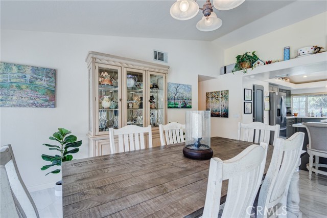 20003 Waco Road, Apple Valley CA: https://media.crmls.org/medias/078e988c-2781-465a-8ae2-3d323490f541.jpg