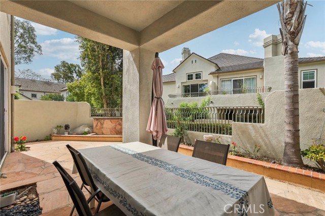 Detail Gallery Image 33 of 36 For 1 Longbourn Aisle, Irvine,  CA 92603 - 3 Beds | 2/1 Baths