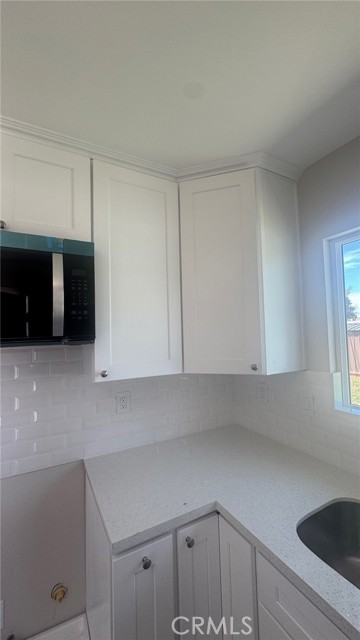 Detail Gallery Image 4 of 10 For 3900 San Mateo Ave, Riverside,  CA 92504 - 1 Beds | 1 Baths