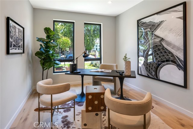 Detail Gallery Image 4 of 47 For 4647 Morse, Sherman Oaks,  CA 91423 - 5 Beds | 5 Baths