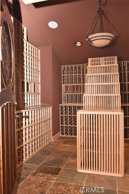 Detail Gallery Image 21 of 45 For 5235 San Feliciano Dr, Woodland Hills,  CA 91364 - 5 Beds | 4 Baths