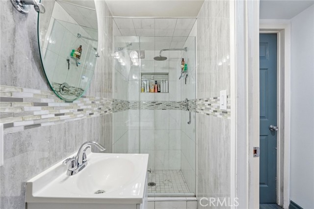 Detail Gallery Image 13 of 35 For 6223 Morse, Valley Glen,  CA 91606 - 3 Beds | 2 Baths