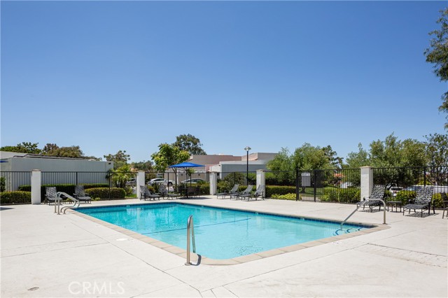 Detail Gallery Image 6 of 33 For 2012 Baja, Newport Beach,  CA 92660 - 3 Beds | 2 Baths