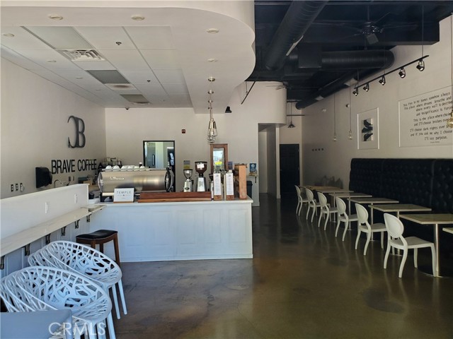 615 Mangrove Avenue, Chico, California 95926, ,Commercial Lease,For Rent,615 Mangrove Avenue,CRSN25069731