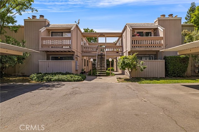 Detail Gallery Image 2 of 26 For 2240 Notre Dame Bld #6,  Chico,  CA 95928 - 2 Beds | 1 Baths