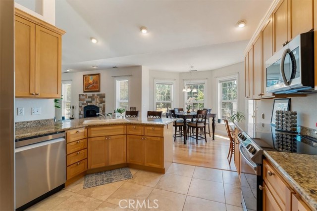 Detail Gallery Image 13 of 31 For 5541 Lake Shastina Dr, Weed,  CA 96094 - 3 Beds | 2 Baths