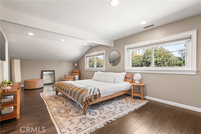 Detail Gallery Image 23 of 31 For 8844 Villanova Ave, Los Angeles,  CA 90045 - 5 Beds | 4 Baths