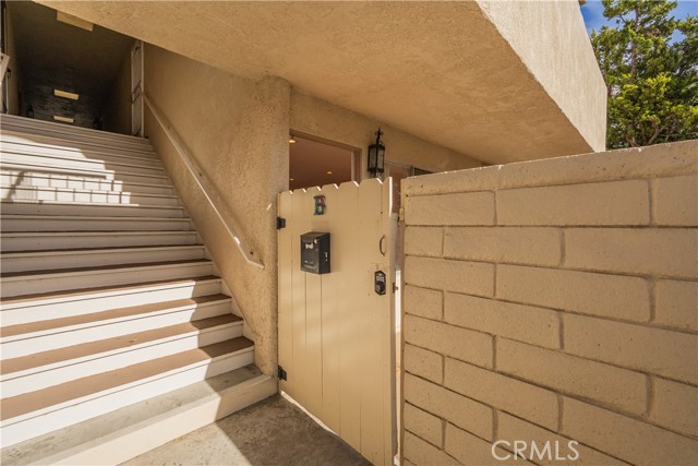 Detail Gallery Image 3 of 22 For 2103 Ronda Granada #B,  Laguna Woods,  CA 92653 - 1 Beds | 1 Baths