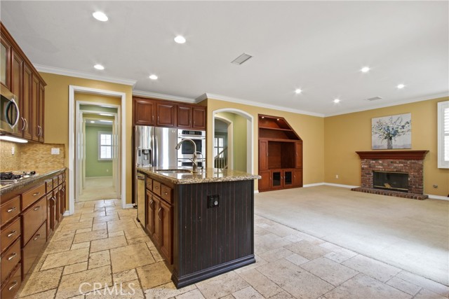 Detail Gallery Image 8 of 35 For 823 Canterbury Lane, San Dimas,  CA 91773 - 4 Beds | 3 Baths