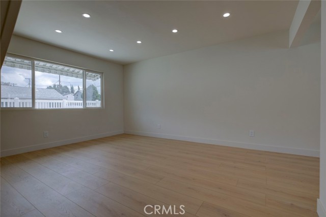 Detail Gallery Image 7 of 32 For 9917 Marcus Ave #9917,  Tujunga,  CA 91042 - 2 Beds | 1/1 Baths