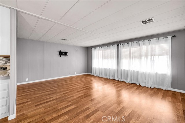 Detail Gallery Image 9 of 52 For 7425 Church St #28,  Yucca Valley,  CA 92284 - 3 Beds | 2 Baths