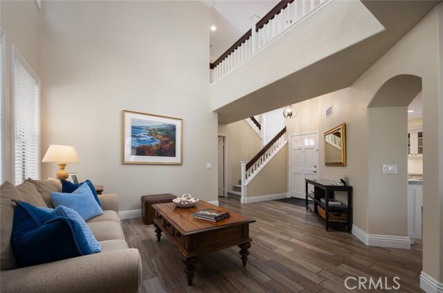 Detail Gallery Image 14 of 34 For 13882 Berrington Ct, North Tustin,  CA 92705 - 3 Beds | 2/1 Baths