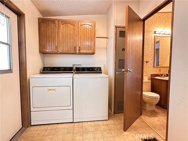 1500 Held Drive, Modesto CA: https://media.crmls.org/medias/07968bb0-948e-4679-9831-672f0ad47b4b.jpg