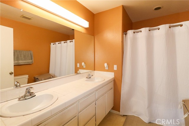 Image 14 of 20 For 13421 Hubbard Street 119