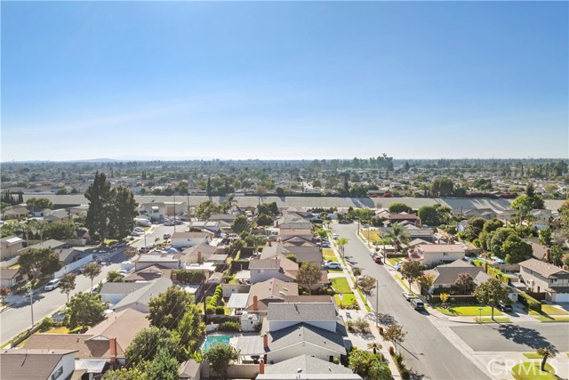 4322 Fontainbleau Avenue, Cypress CA: https://media.crmls.org/medias/07977461-6b40-4a54-8f06-85b624330116.jpg