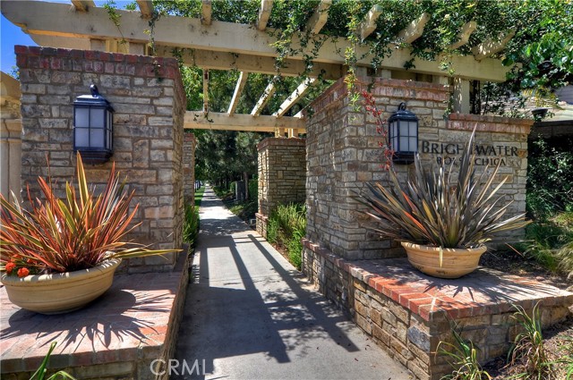 4901 Orleans Drive, Huntington Beach CA: https://media.crmls.org/medias/0797e43f-6038-4a8c-8657-bd6f3407175b.jpg