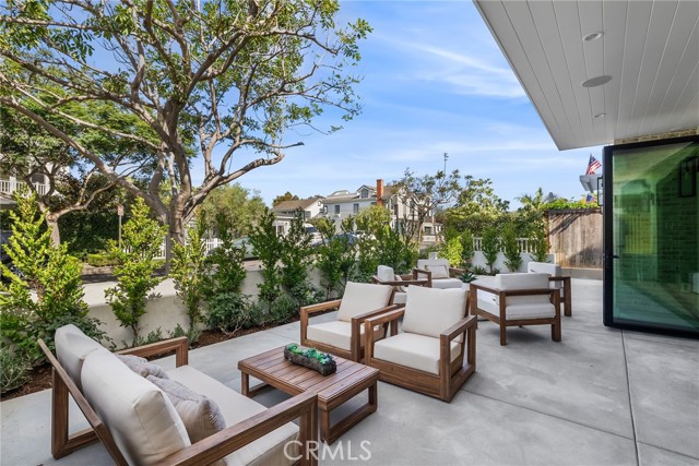 Detail Gallery Image 28 of 64 For 516 Acacia, Corona Del Mar,  CA 92625 - 4 Beds | 4/2 Baths