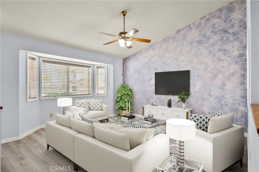 MLS #OC25106498 img 9