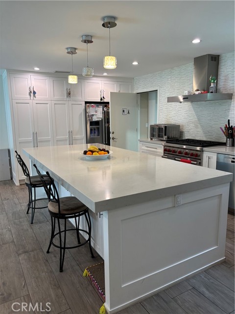 Detail Gallery Image 15 of 52 For 27069 Helmond Dr, Calabasas,  CA 91301 - 6 Beds | 4/1 Baths
