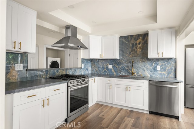 Detail Gallery Image 20 of 42 For 17110 Bluewater Ln, Huntington Beach,  CA 92649 - 1 Beds | 1/1 Baths