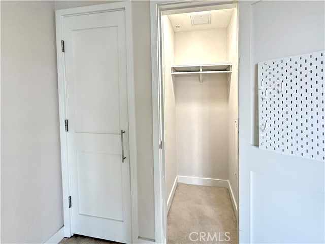 700 E Street, San Diego, California 92101, 1 Bedroom Bedrooms, ,2 BathroomsBathrooms,Residential,For Sale,E Street,OC24112082