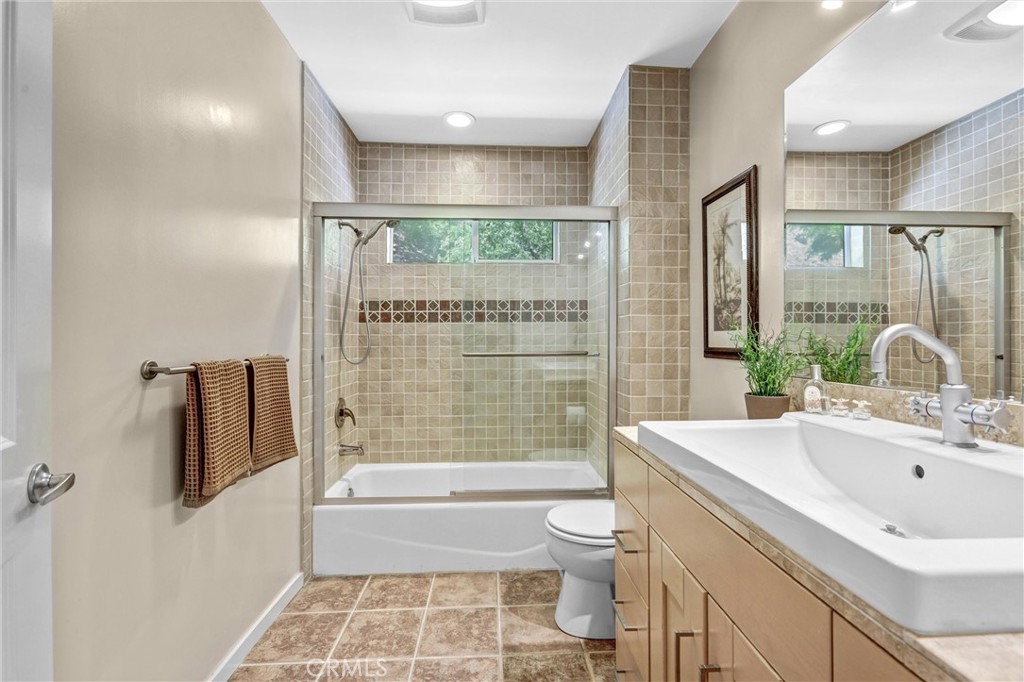 3637 Dixie Canyon PlaceSherman Oaks img 3