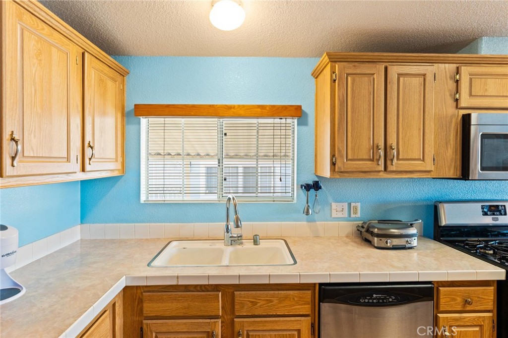 MLS #OC25235026 image #10