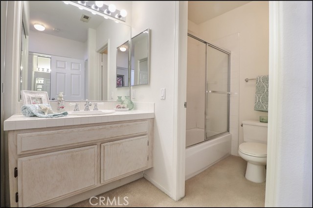 Detail Gallery Image 14 of 19 For 140 Gauguin Cir, Aliso Viejo,  CA 92656 - 2 Beds | 2 Baths