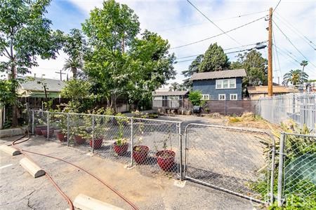 Image 27 of 34 For 3975 Mission Inn Avenue