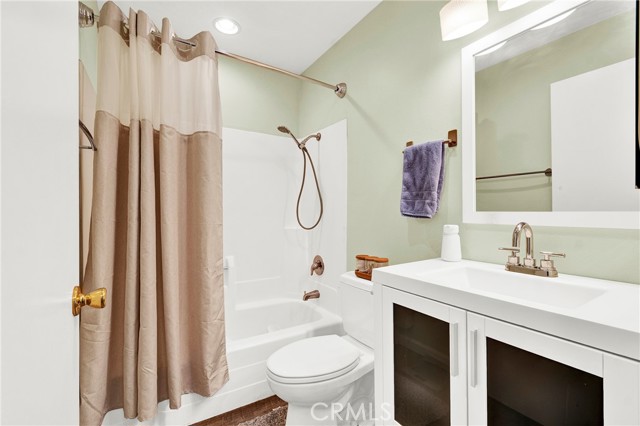 Detail Gallery Image 10 of 38 For 23278 Orange #8,  Lake Forest,  CA 92630 - 2 Beds | 2 Baths