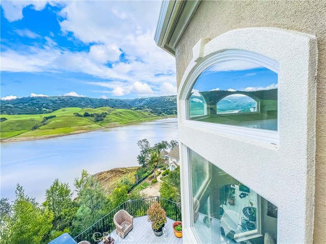 Detail Gallery Image 6 of 46 For 2987 Holiday Ct, Morgan Hill,  CA 95037 - 4 Beds | 3/1 Baths