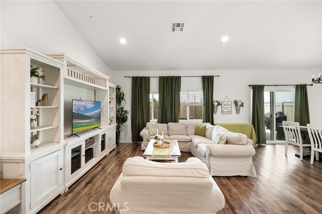 Detail Gallery Image 9 of 50 For 32521 Cumulus, Winchester,  CA 92596 - 5 Beds | 3 Baths