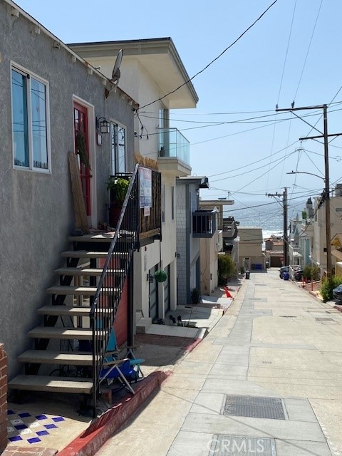 214 El Porto Street, Manhattan Beach, California 90266, 1 Bedroom Bedrooms, ,1 BathroomBathrooms,Residential,Sold,El Porto,SB22084289