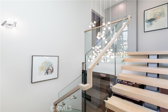 Detail Gallery Image 26 of 49 For 4175 Greenbush Ave, Sherman Oaks,  CA 91423 - 5 Beds | 6 Baths