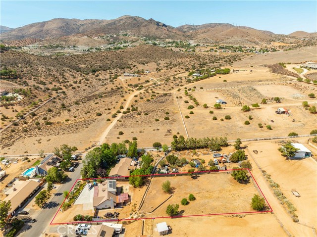 33656 Tradepost Road, Acton CA: https://media.crmls.org/medias/079d1f8f-82a4-4ed5-b3ee-cbd6d12304f7.jpg