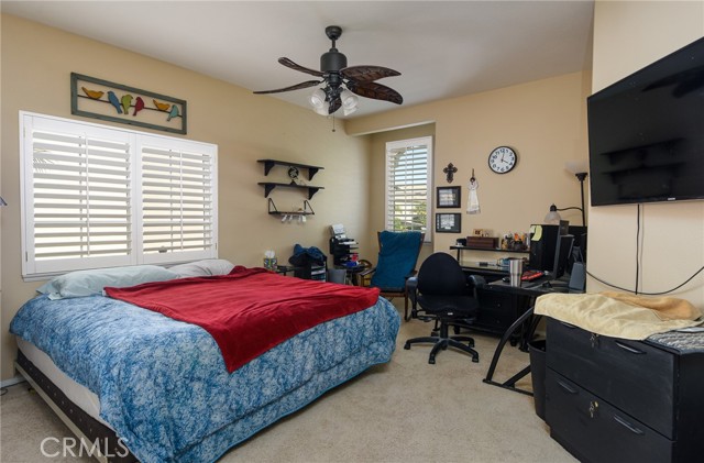 24182 Via Llano, Murrieta CA: https://media.crmls.org/medias/079d5472-9f02-4a80-abc4-598ffb665f42.jpg