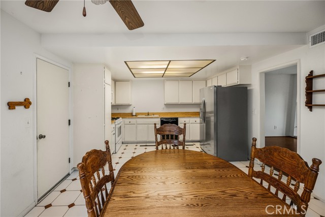 Detail Gallery Image 16 of 39 For 1280 Dominica, Placentia,  CA 92870 - 3 Beds | 2 Baths