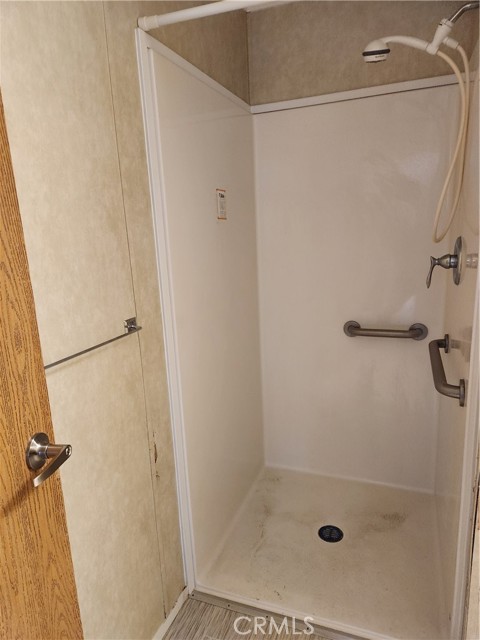 Detail Gallery Image 6 of 8 For 3555 Lakeshore Bld #14,  Lakeport,  CA 95453 - 1 Beds | 1 Baths