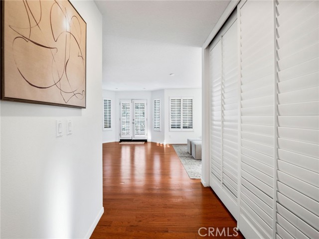 Image 27 of 75 For 24512 Skyridge Drive