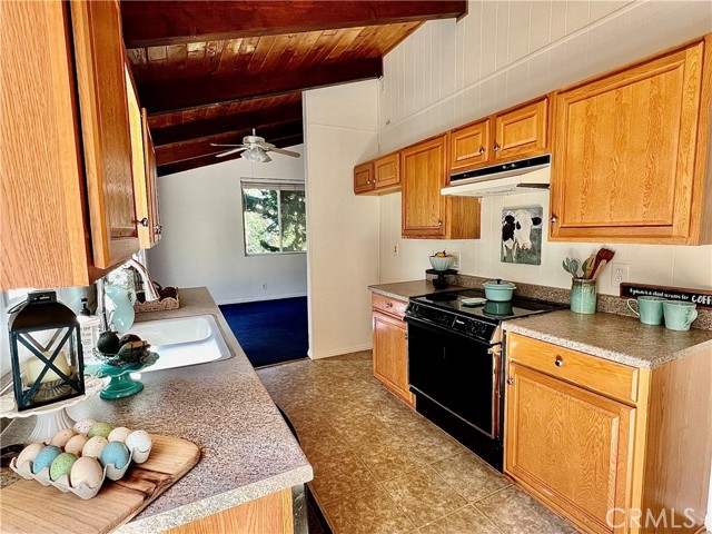 Detail Gallery Image 13 of 34 For 1313 Pinetree Dr, Frazier Park,  CA 93225 - 3 Beds | 2 Baths